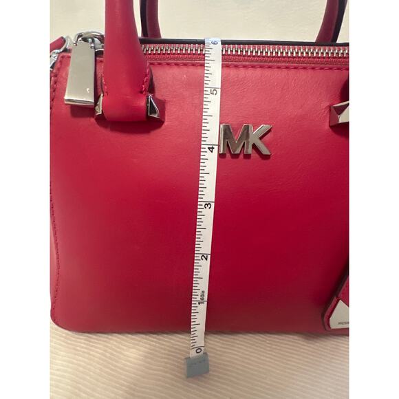 Michael Michael Kors NOLITA MINI MESSENGER excellent condition NWOT - Picture 15 of 15